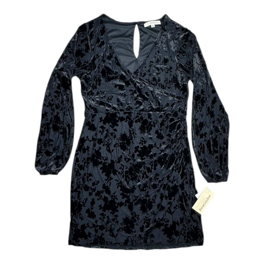 Rewind Black Bodycon Dress with Bishop Sleeves and V-Neck
